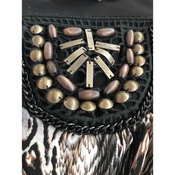 Notations Woman Beaded Front Top    2X - Picture 6 of 10